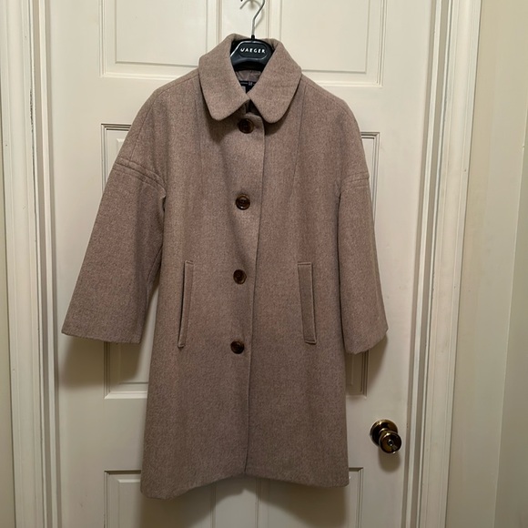Gap jacket 🧥 
Size M 
In excellent condition - Picture 1 of 12